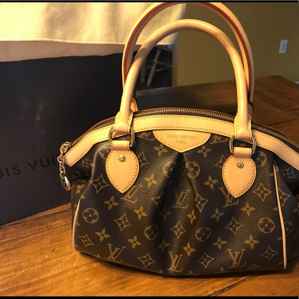 Louis Vuitton Tivoli PM